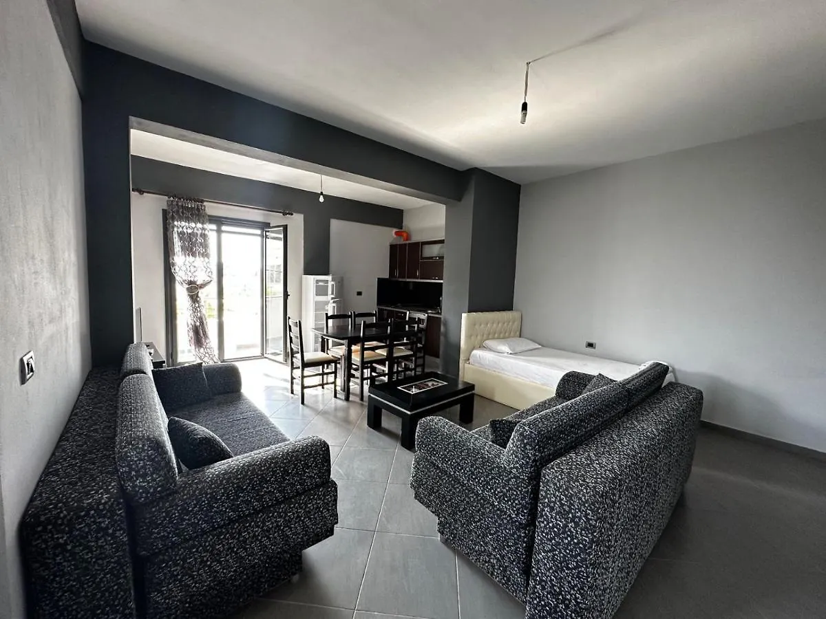 Vila New Ksamil 0*,